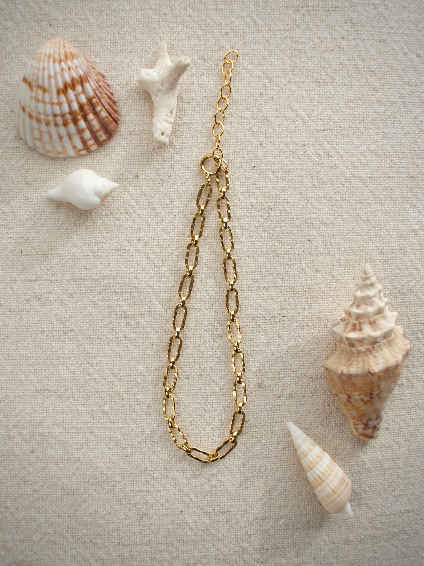 Hammered Long Short Chain Bracelet