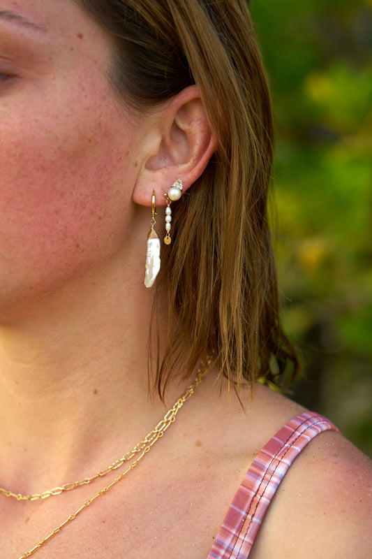 Biwa Pearl Earrings - White