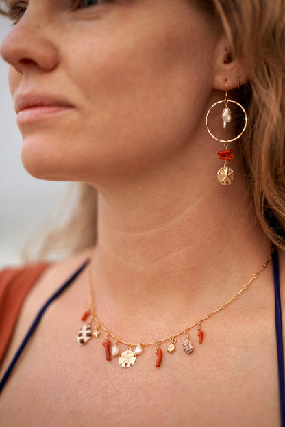 Costa de Oro Charm Necklace