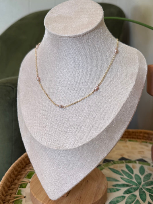 Tiny Pearl Choker Necklace - Pink