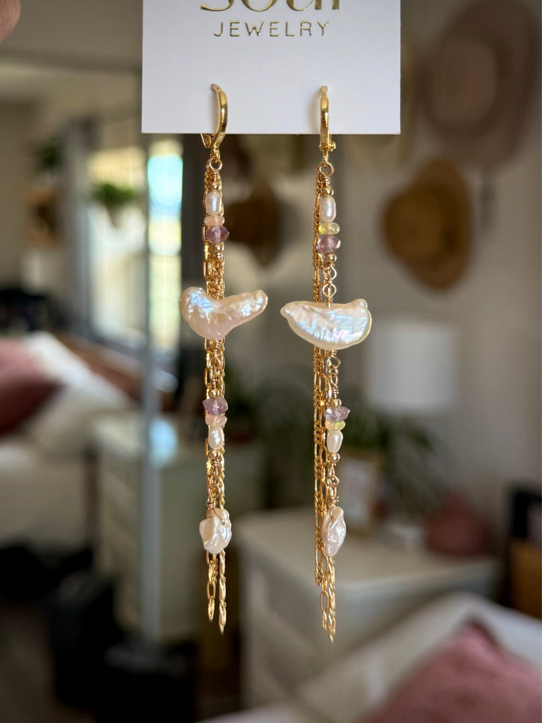 Aurora Earrings - Pearls